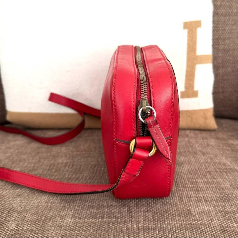 Authentic Gucci Webby Bee Shoulder Bag crossbody red leather small